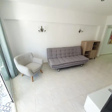 Apartment Near The Sea For 4 People Salou