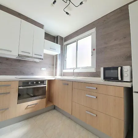 Apartamento Near The Sea For 4 People